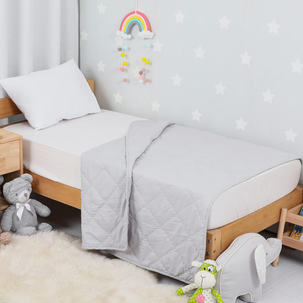 TILLYOU Toddler Comforter for Crib, Lightweight and Warm Baby Quilt Blanket, Toddler Quilt Nursery Blanket for Crib Bed, Stroller, 40”X50”, Pale Gray