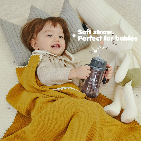 Grosmimi Spill-Proof Magic Sippy Cup – 6 oz (Charcoal)